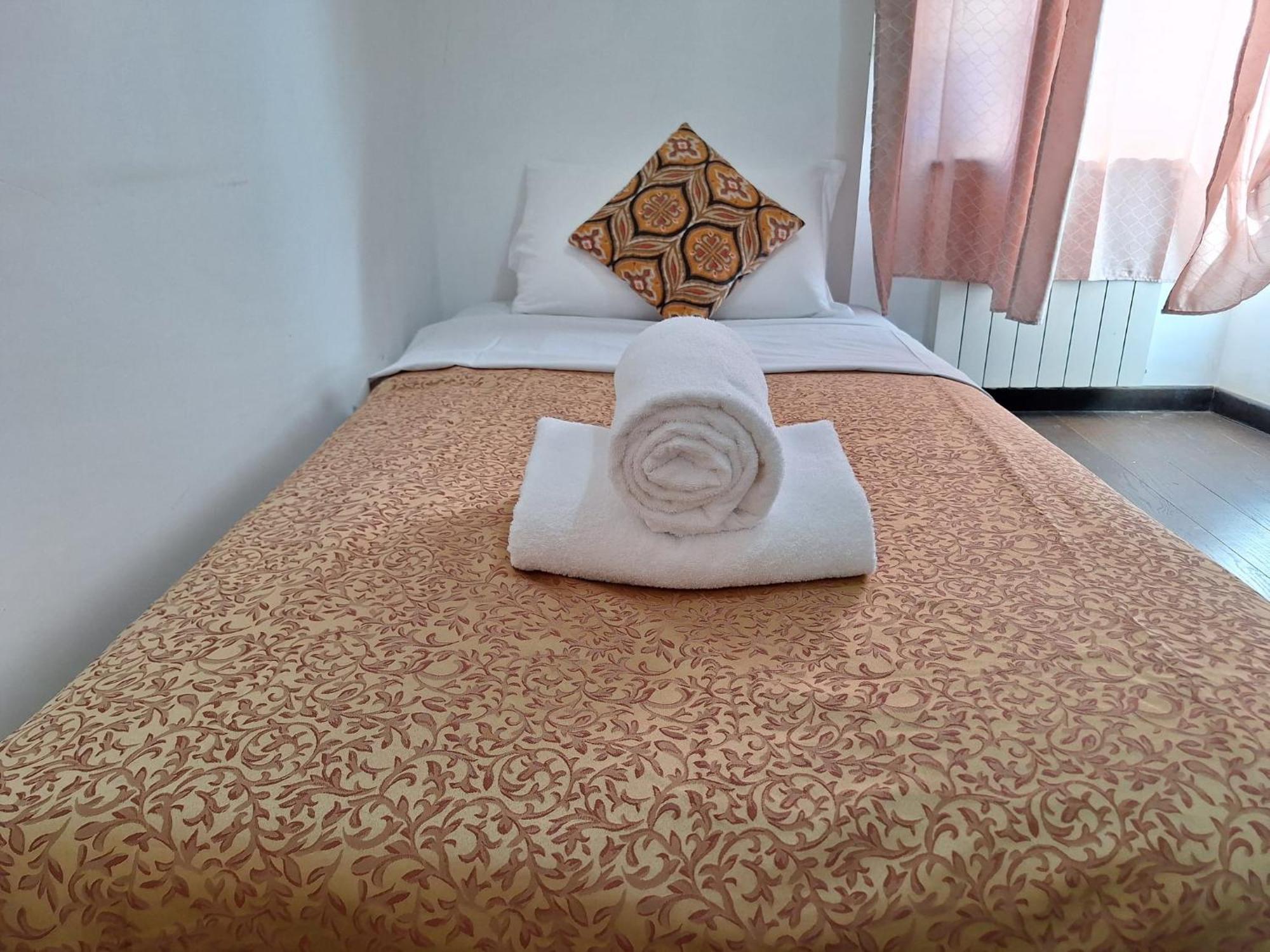 Casa Fanti 57 Hostel Rome Bagian luar foto