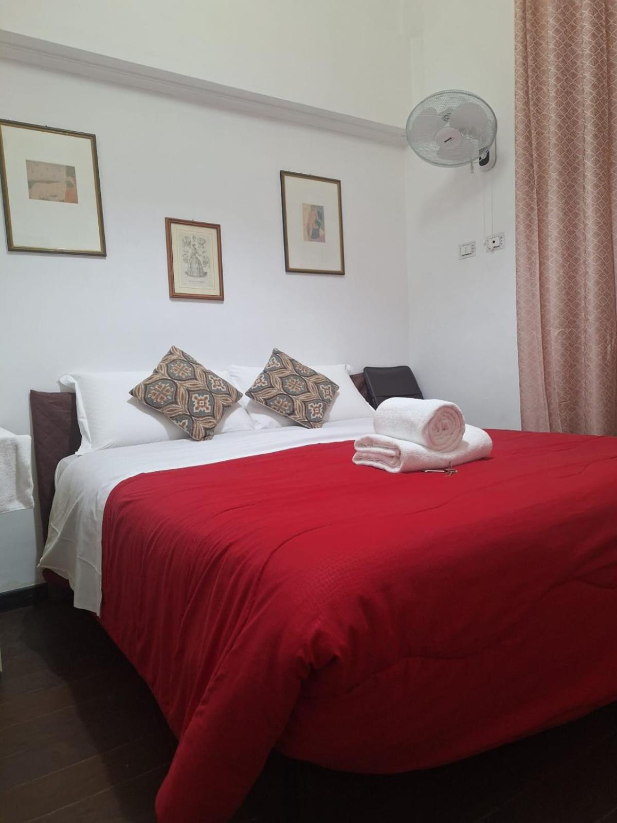 Casa Fanti 57 Hostel Rome Bagian luar foto