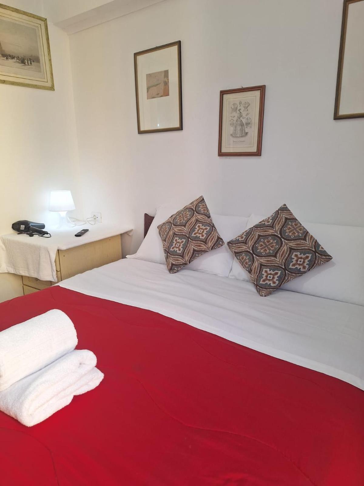 Casa Fanti 57 Hostel Rome Bagian luar foto