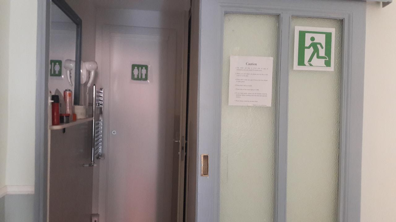 Casa Fanti 57 Hostel Rome Bagian luar foto
