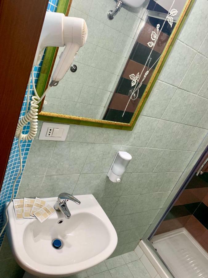 Casa Fanti 57 Hostel Rome Bagian luar foto